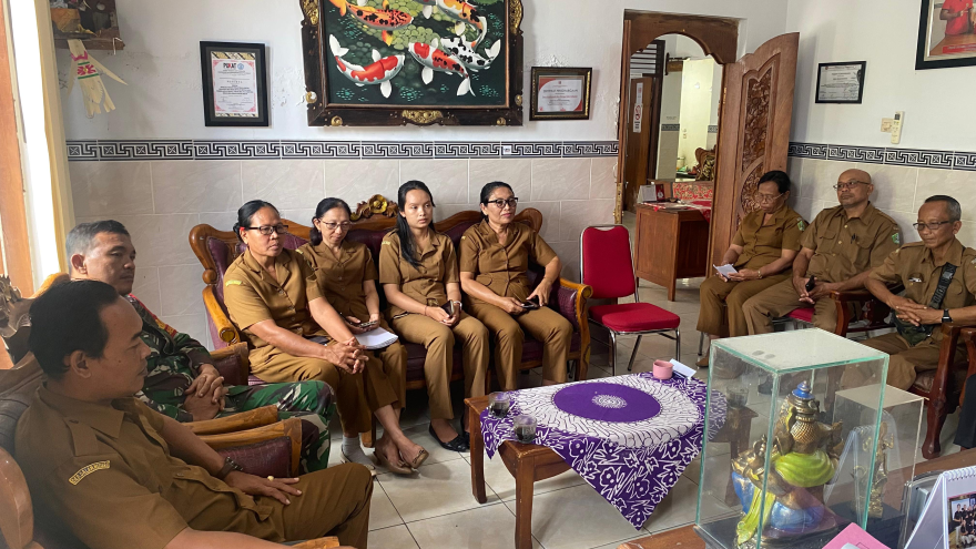 pemerintahan desa selanbawak melaksanakan Rapat tutin .evaluasi kegiatan apbdes 2025 dan pemantapan data presisi